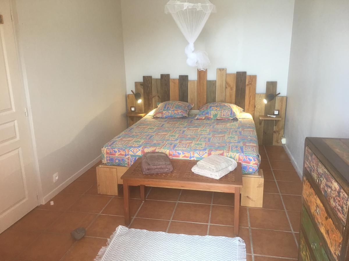 Gites La Nantillaise Bouillante Esterno foto